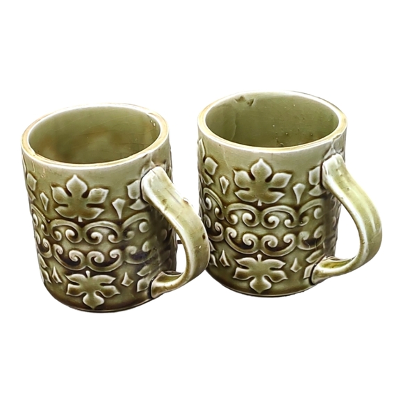 Retro 70s Olive Green Pottery Coffee Mug Raised Floral Leaves🍃 -Japan Set of 2 - Picture 2 of 7